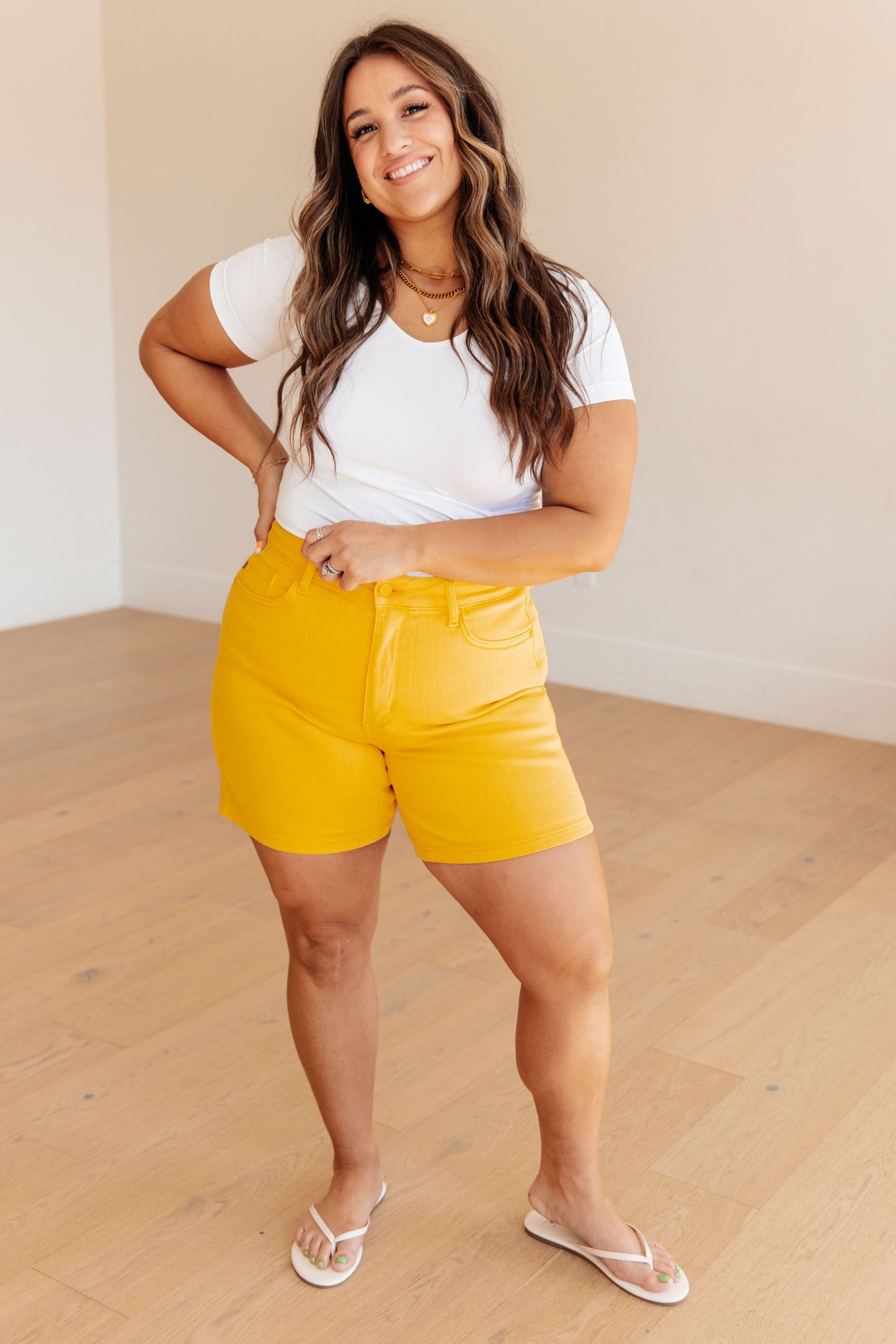 Jenna High Rise Control Top Cuffed Shorts in Yellow